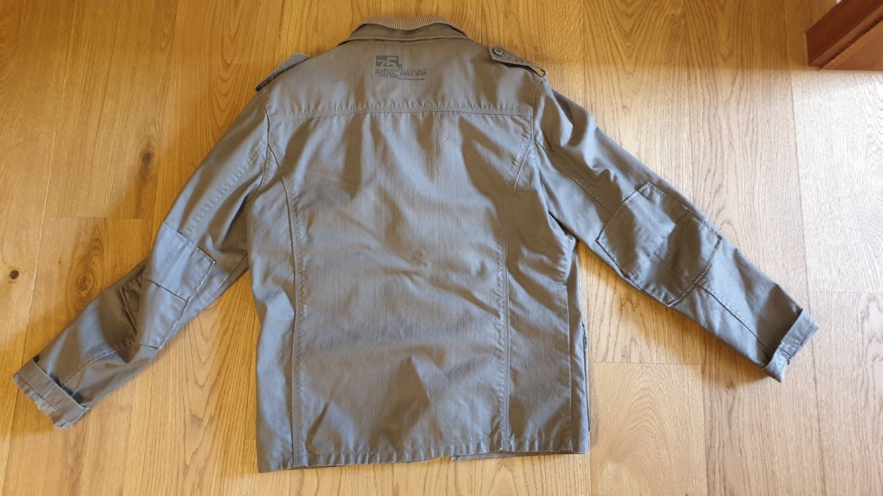 Jack & Jones Giacche: Jack & Jones Jacket Olivgrün – Usato da Buchs AG venduto da Stunner 2