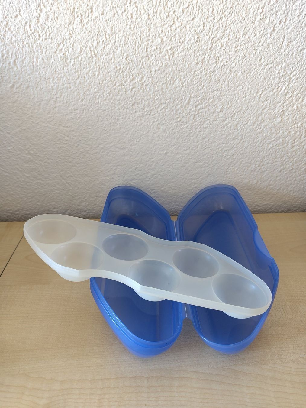 Tupperware Contenitori & Simili: Eierbox/Eierbehälter für 6 Eier von Tupperware – Usato da Hölstein venduto da Jomojilune 1