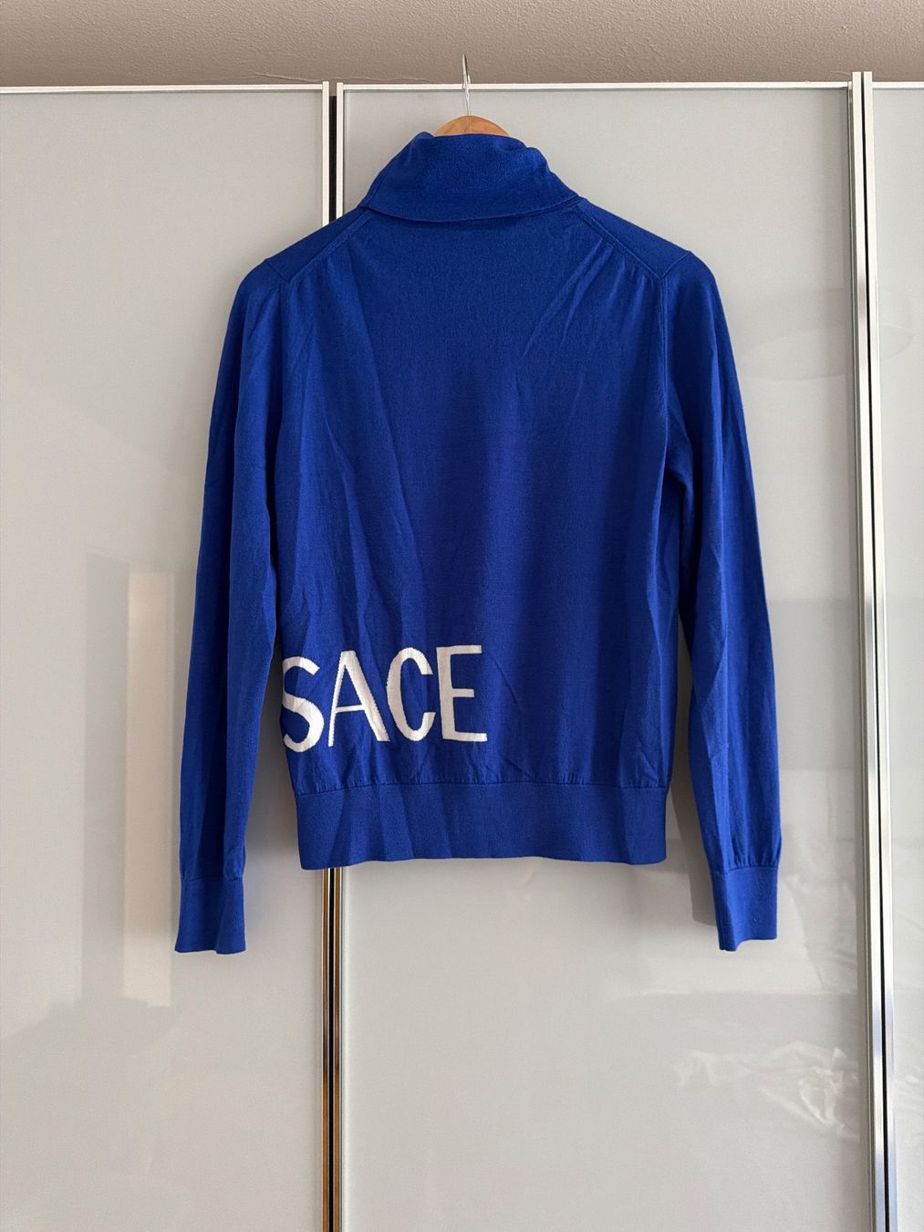 Versace Maglioni & Felpe: Versace Turtleneck Pullover – Usato da Dübendorf venduto da MariaS. 2