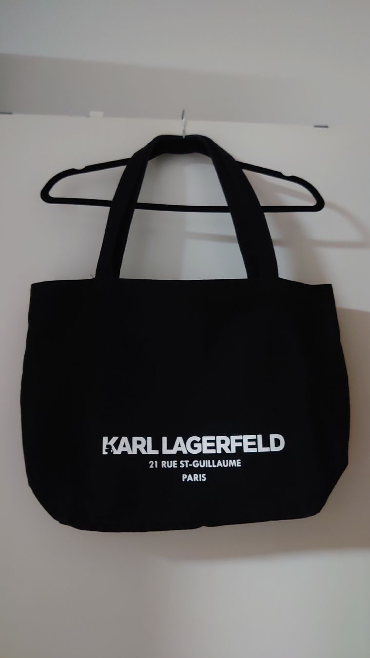 Karl Lagerfeld Borse: Karl Lagerfeld Paris Schwarzer Shopper – Usato da Oberbüren venduto da cas_hnn7