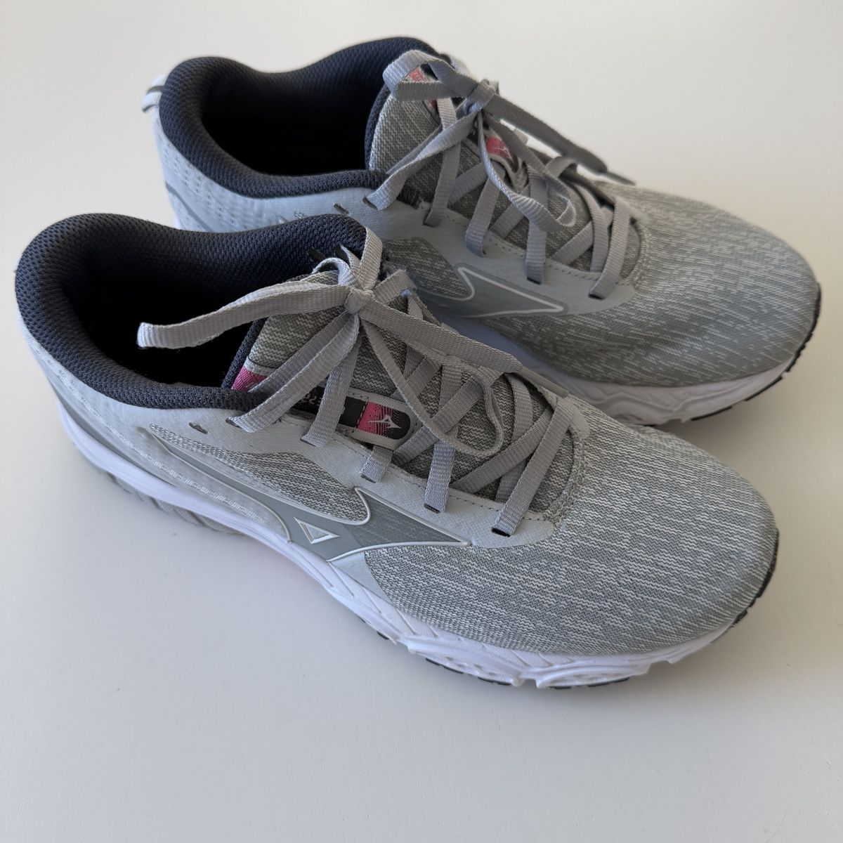 Mizuno Scarpe da donna: Mizuno shoes – Usato da Emmen venduto da Avviivva_Com2023