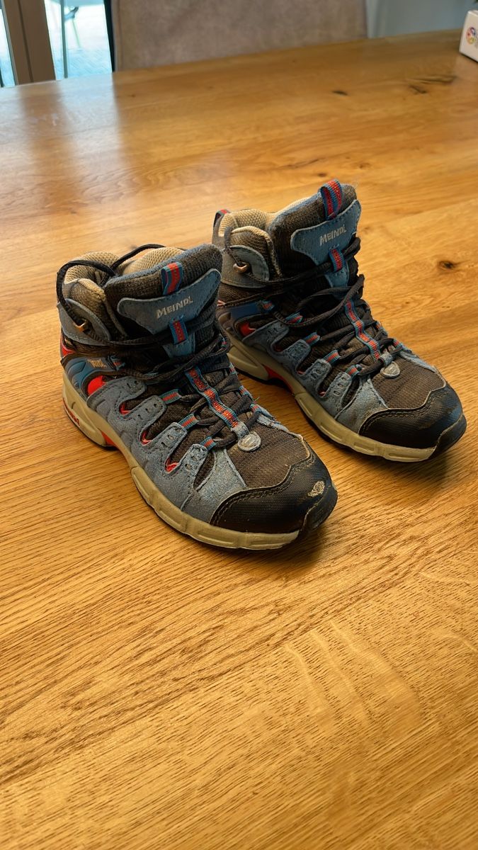 Meindl Schuhe für Jungen: Meindl Wanderschuhe Kinder Gr. 30 – Gebraucht aus Berneck von Bonie6