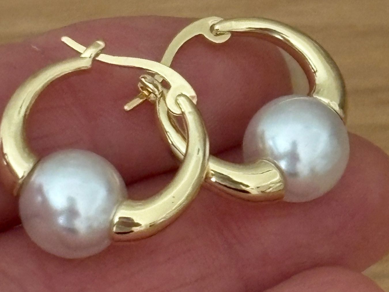 Ohrringe & -stecker: Luxus Elegante Ohrstecker  Kunstperlen Farbe: Gold – Neu (gemäss Beschreibung) aus Biel-Bienne von Roserosse13
