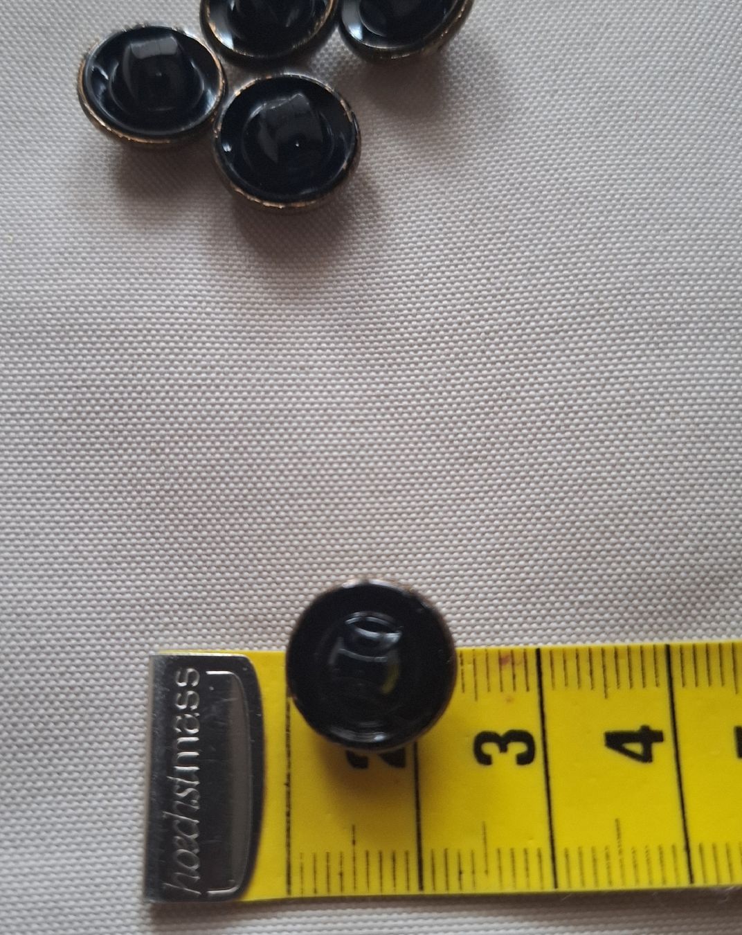 Bottoni: 5 Stück edle Glasknöpfe, 14 mm. – Usato da Dietikon venduto da Hirschkopf 4