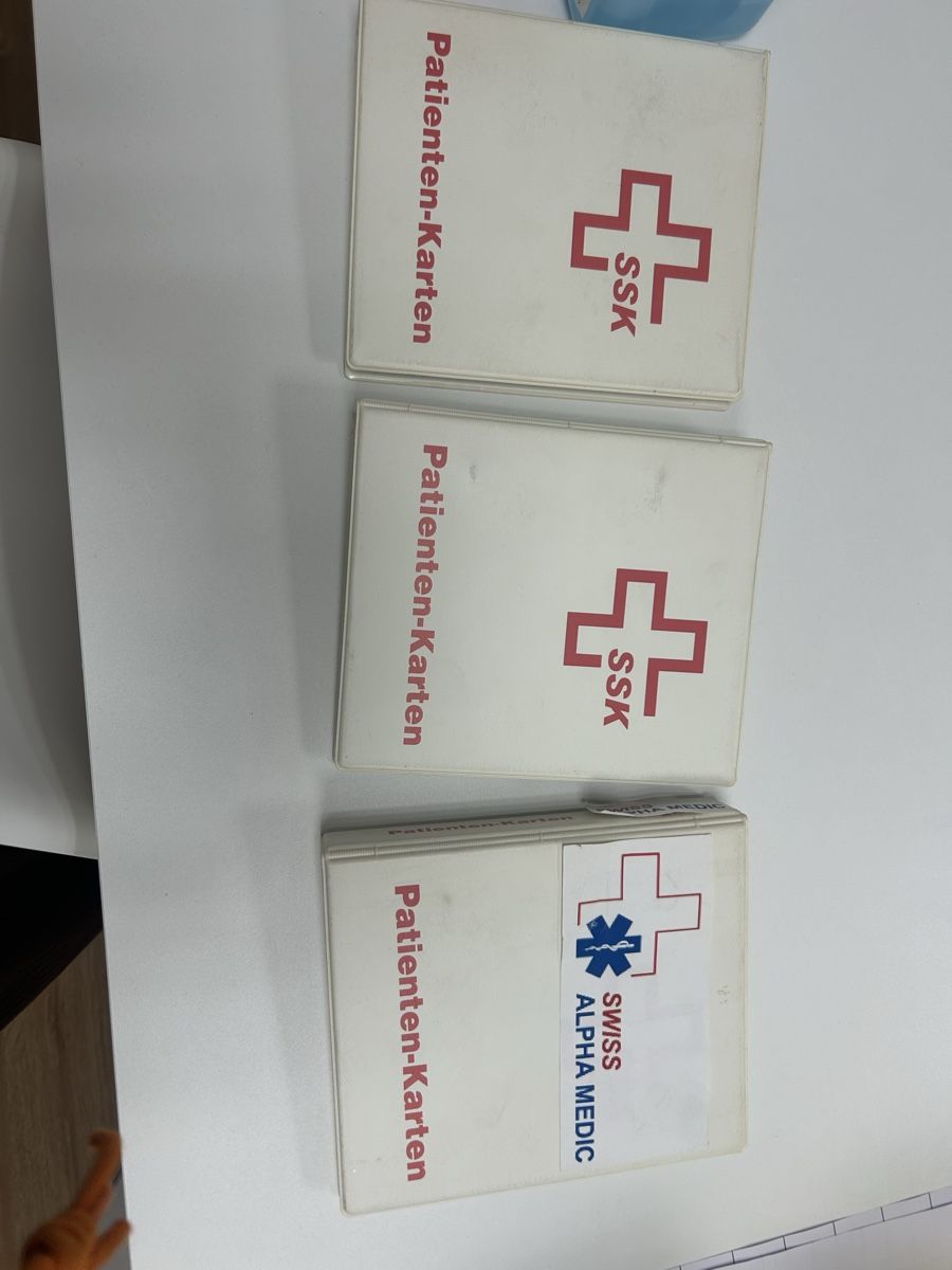Libri: Patientenkarten Nothelferkurs – Usato da Endingen venduto da Noisy-Colours