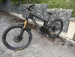 Santa Cruz Nomad Carbon C 4.0