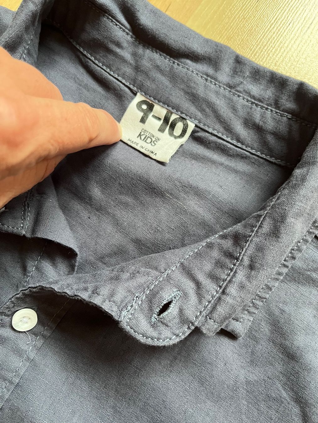 Camicie, T-shirt & Polo: Hemd Gr 146 – Usato da Schwanden GL venduto da Leemueller 2