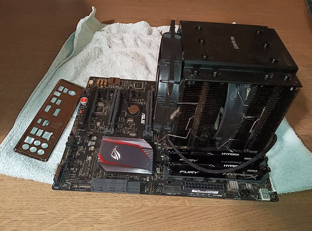 PCs: i5 6600K MoBo CPU RAM Set – Gebraucht aus Lenzburg von sev_yzq9