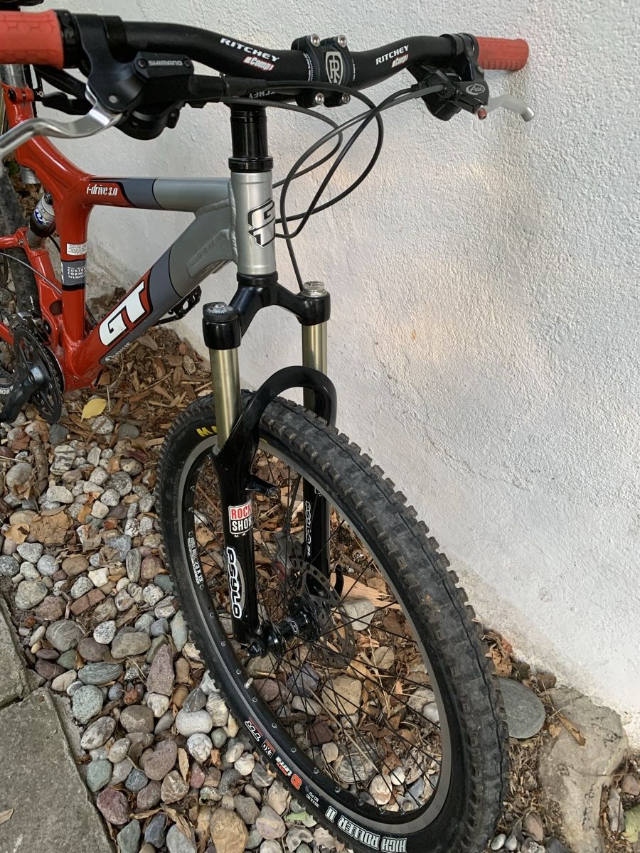 Velos: GT i-Drive Mountainbike – Gebraucht aus Wernetshausen von Omnisphere 3