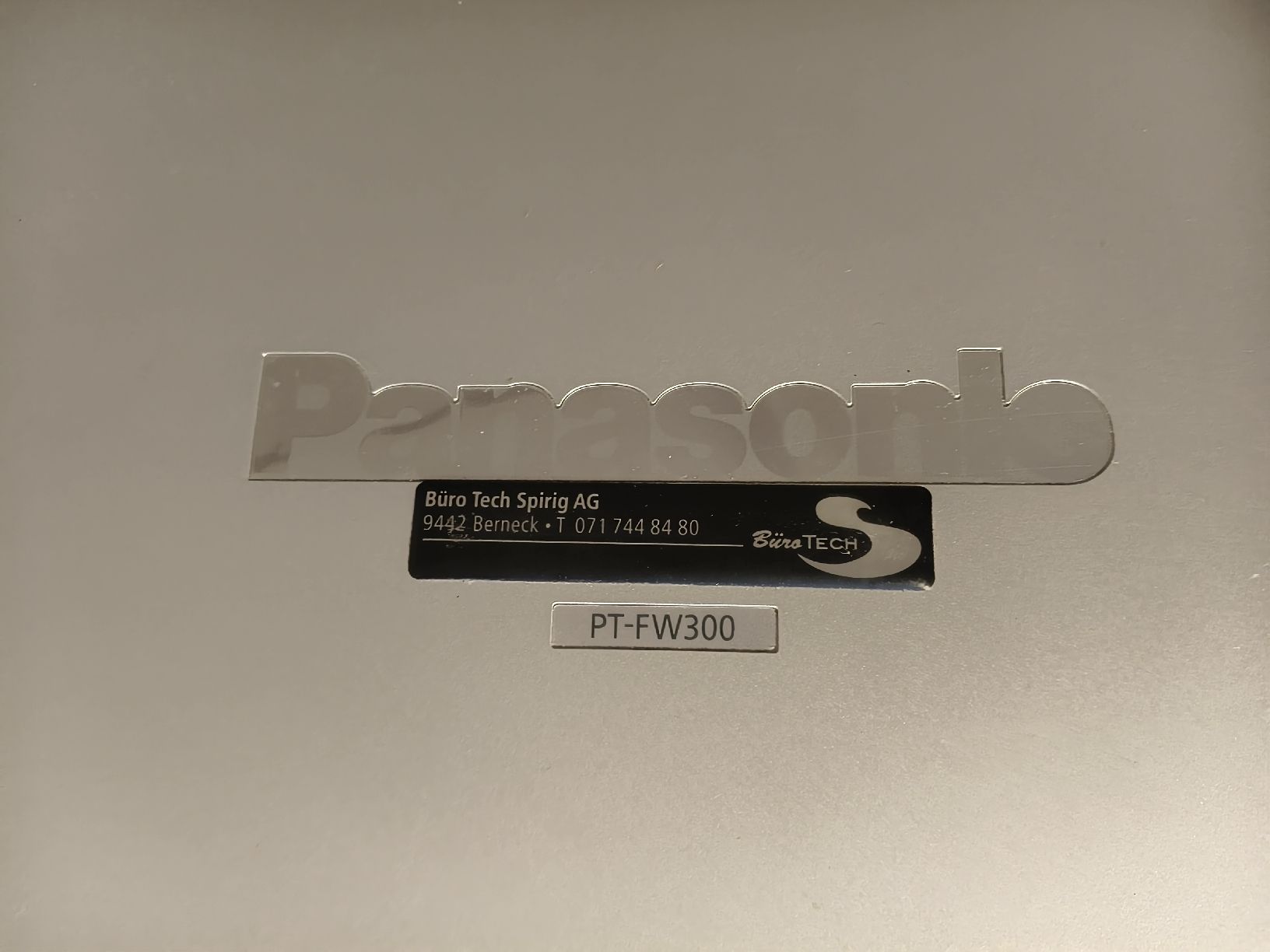 Panasonic Home cinéma: Projecteur Panasonic PT-FW300 avec télécommande – Testé – D'occasion à St-Séverin par Murh 5