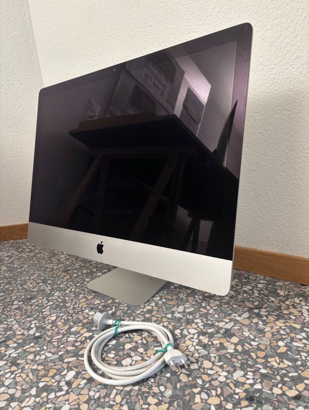 Apple PC: iMac i7 (Retina 5K, 27'', 2017) – Usato da Zug venduto da Le_Louis