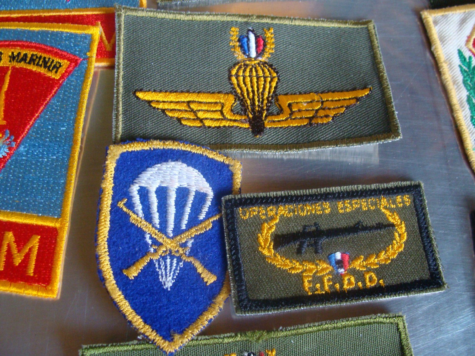 Placchette & Badge: Vente d'une collection d'insignes et badges divers – Usato da Cuarny venduto da hen_g7hn 6