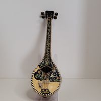 Petite luth musicale