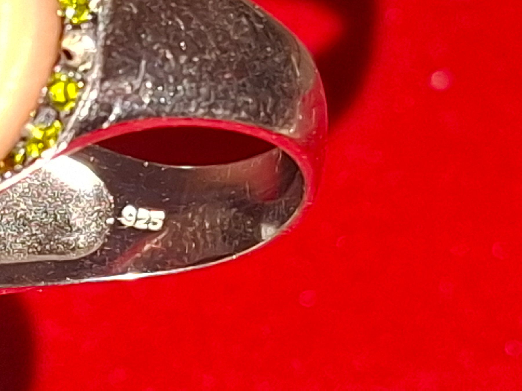 Anelli: Extravaganter Ring mit grosse Olivgrüne Stein, Grösse 57 – Usato da Schaffhausen venduto da meteor7 4