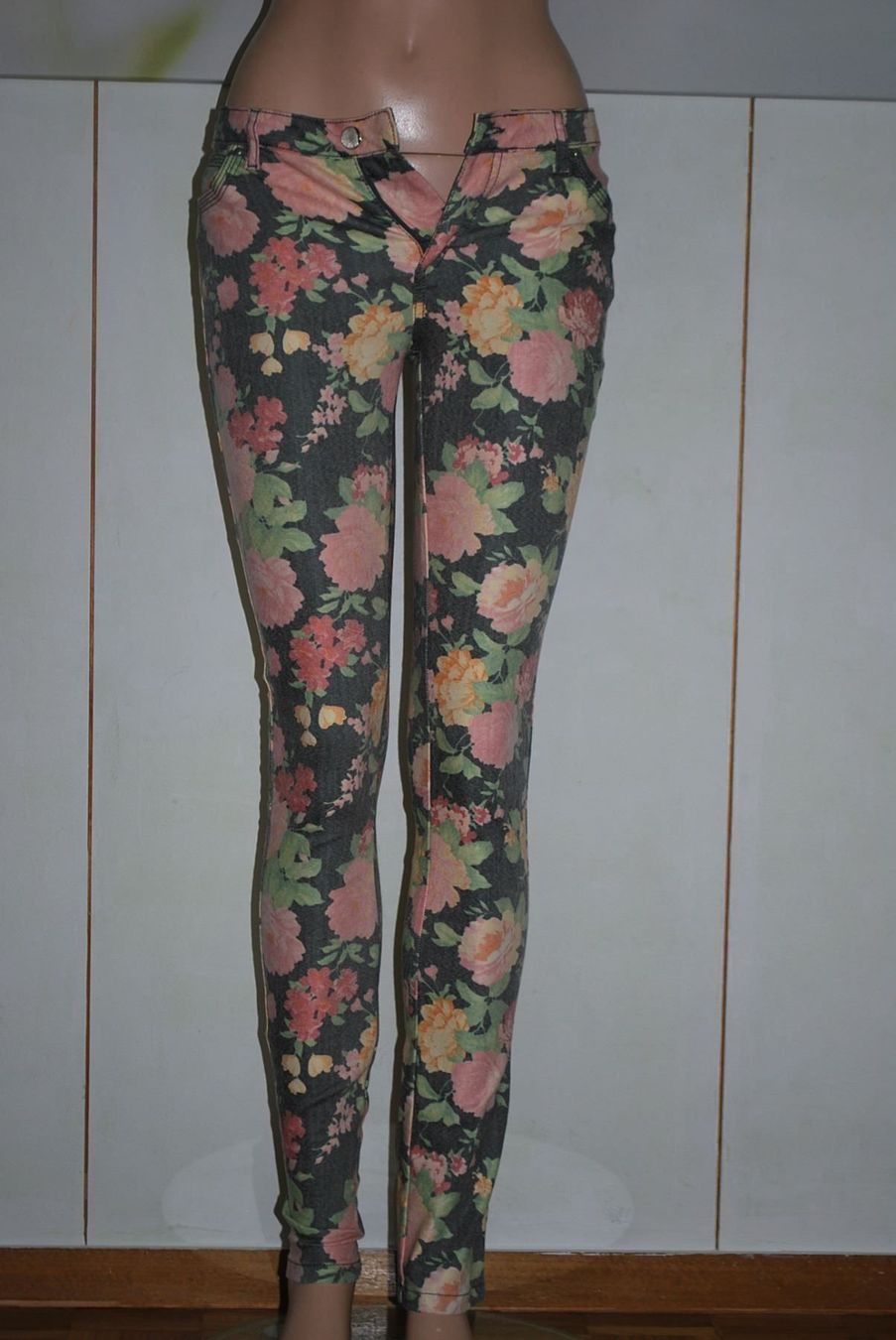 Pantaloni: INSIDE Jeans taille / Grosse 170 Neuf / neu – Nuovo e nell'imballaggio originale da Cossonay-ville venduto da Super-Price-Quality