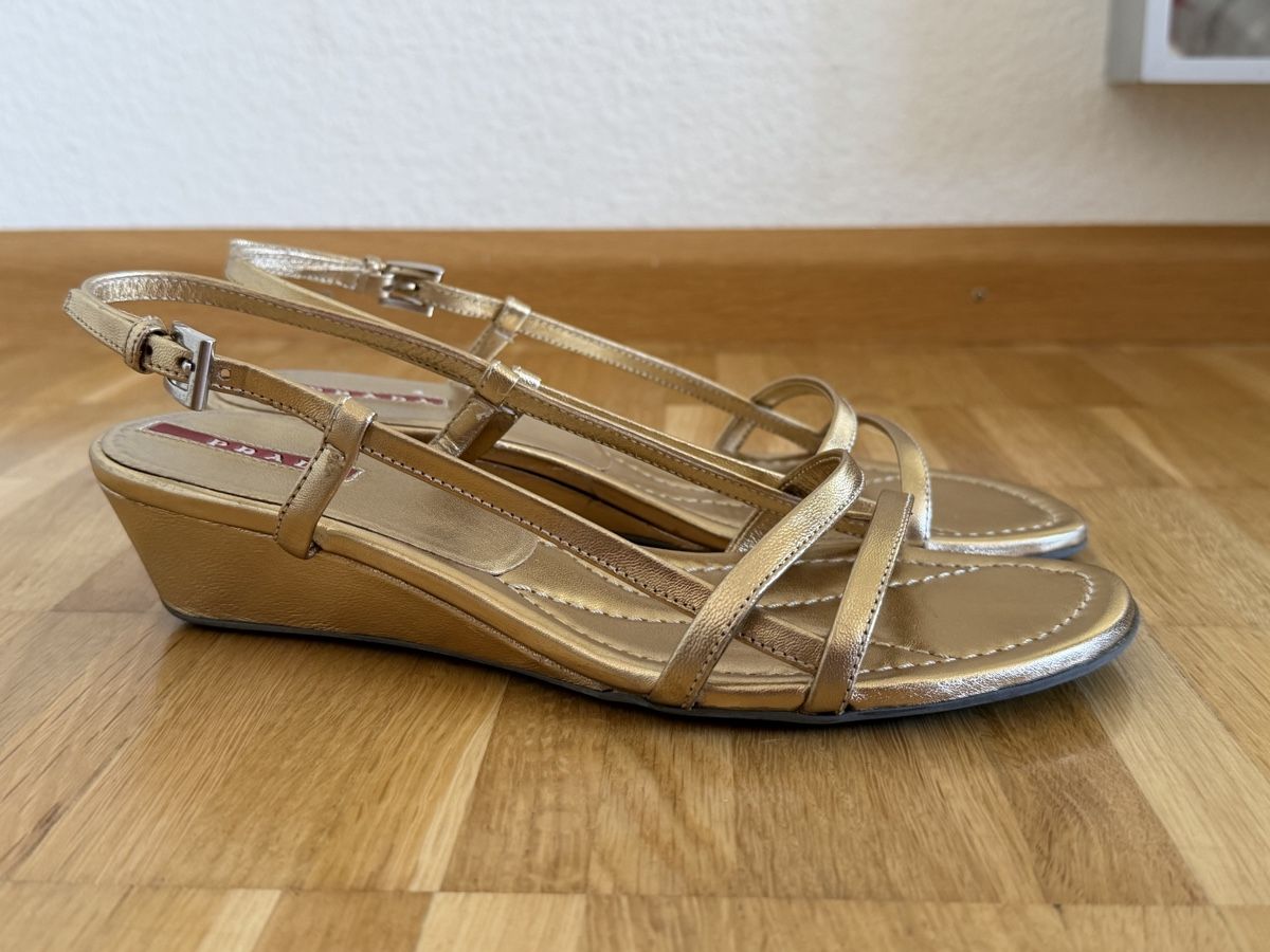Prada Scarpe da donna: Prada linea rossa sandals – Usato da Basel venduto da eli_y6f2 1