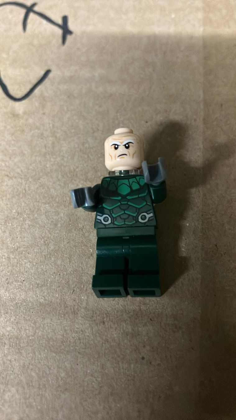 Lego Kit di costruzioni: Set Lego Marvel Spider Man 76114 – Usato da Melano venduto da H-Sara 1