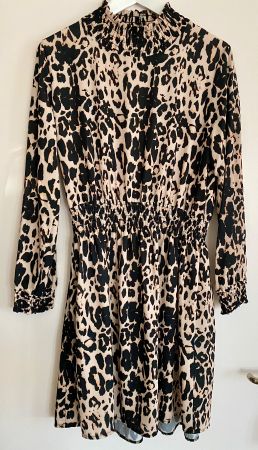 Kleid in Schwarz/Beige, Gr. M/38