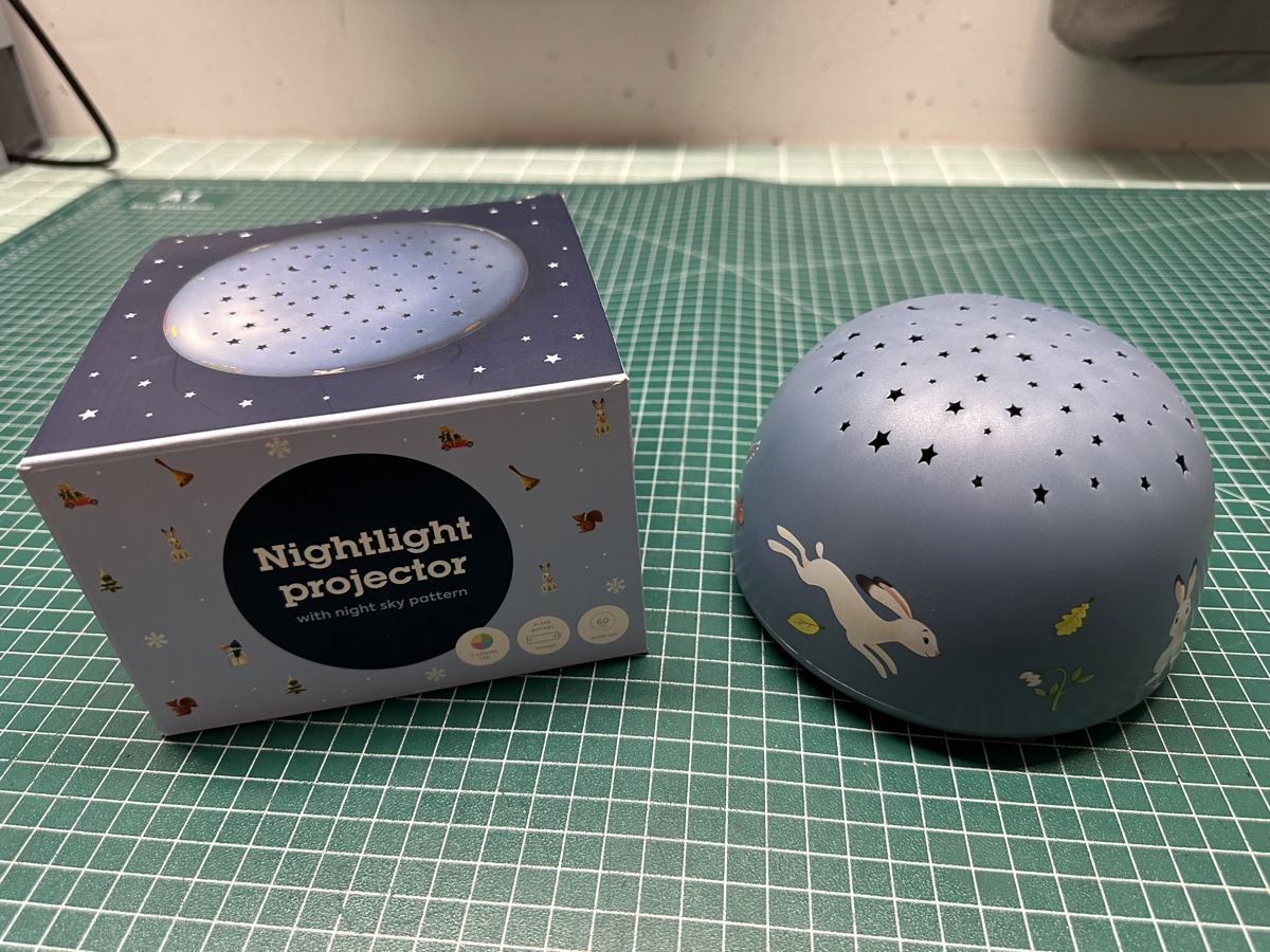 Lampes: Kinder Nachtlicht Projektor – D'occasion à Zug par Supervamp