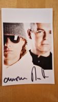 Pet Shop Boys, Original Autogramme auf Foto in Farbe