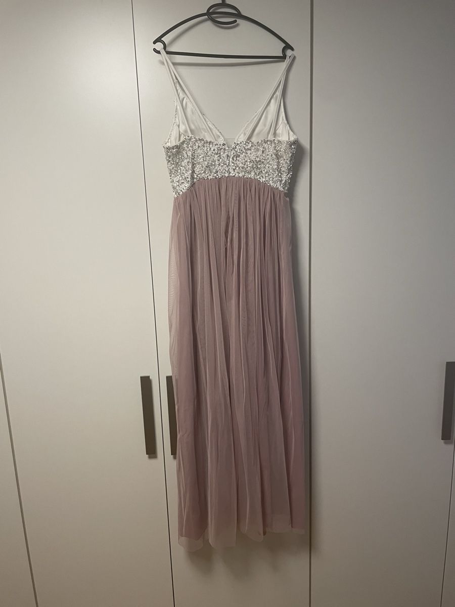 Robes: Abendkleid Rosa – Neuf avec emballage d'origine à Holzhäusern ZG par tschabtschab 1
