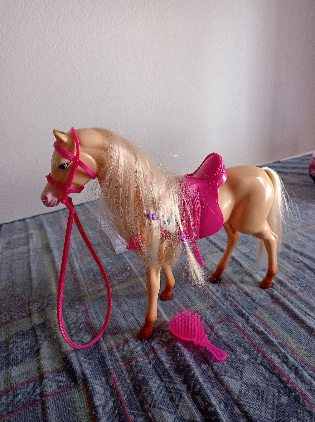 Bambole: Barbie mit Pferd und Pferdebox – Usato da Romanshorn venduto da lobpreis01 1
