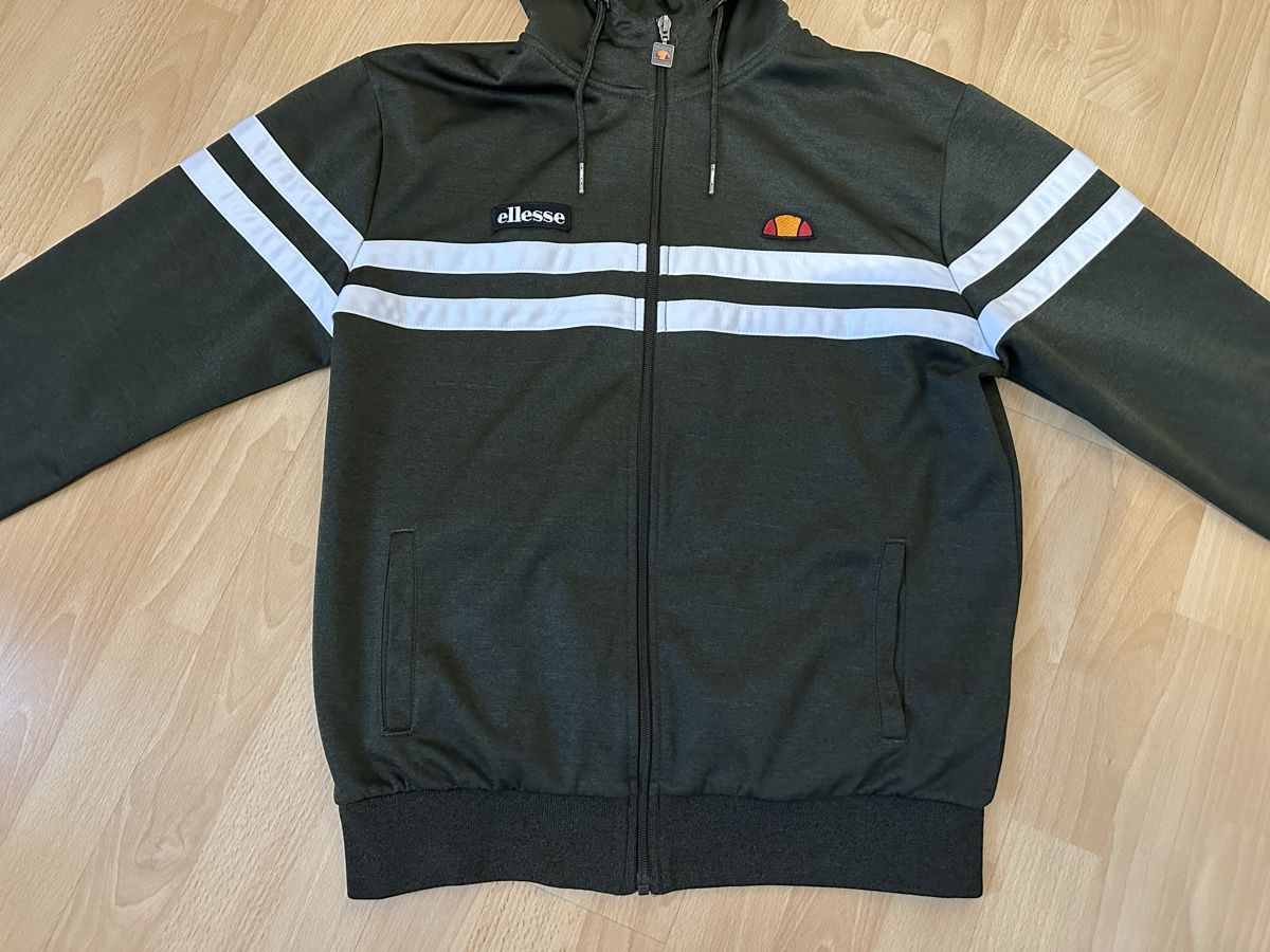Maglioni & Felpe: Elesse Jacke/Pullover – Nuovo (secondo la descrizione) da Chur venduto da Sim7000 1