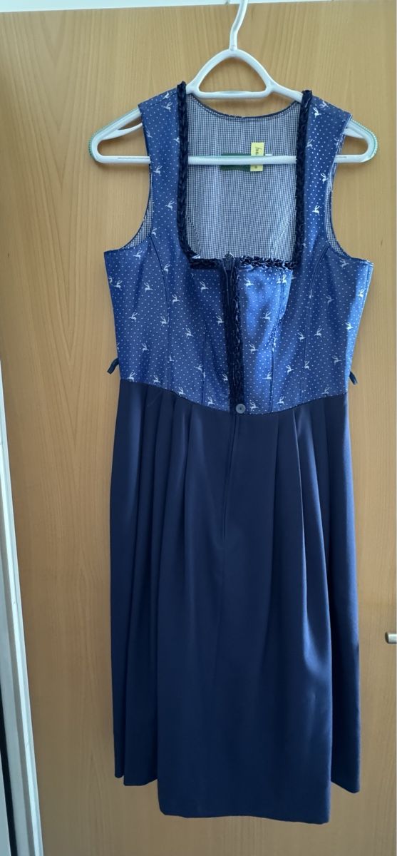 Costumi: Dirndl Gr. 40 blau – Nuovo (secondo la descrizione) da Uznach venduto da Martina191185 1