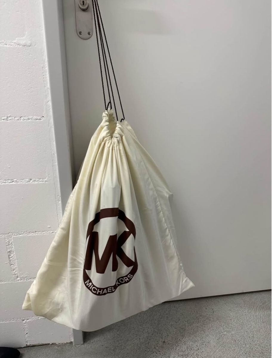 Michael Kors Taschen für Damen: Originale Michael Kors Handtasche – Gebraucht aus Wollerau von sesi2204 5