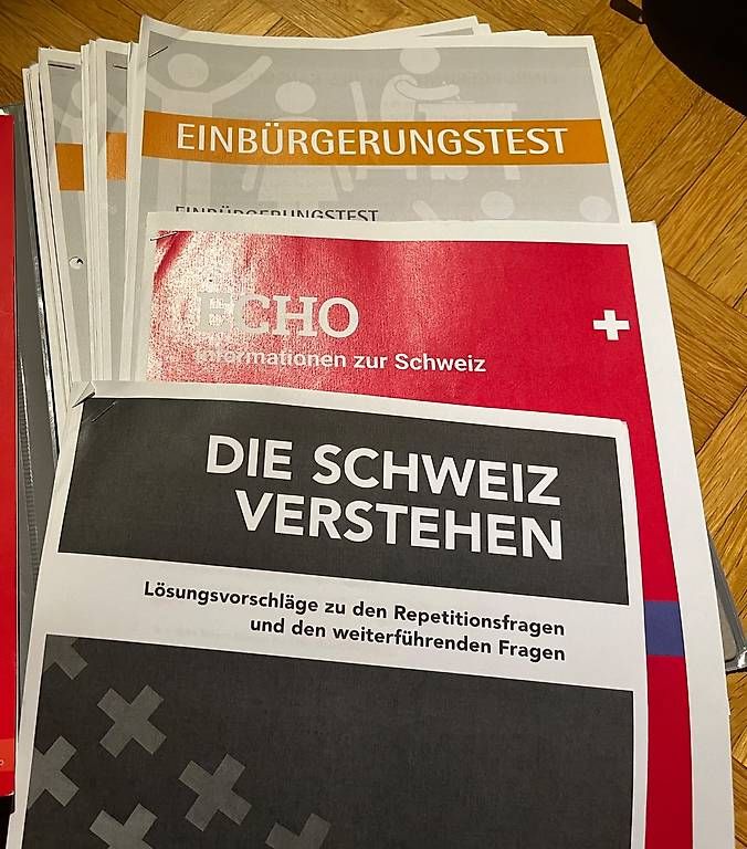 Bücher: Die Schweiz verstehen – Gebraucht aus Thun von zula113 1