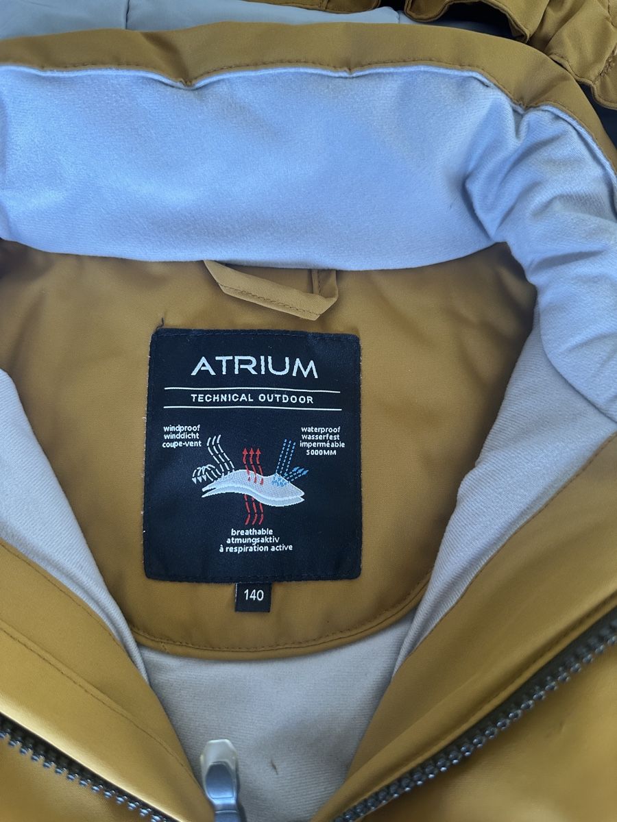 Lotti di vestiti: Herbst-/Winterjacke 140 – Usato da Steinach venduto da Favo1980 1