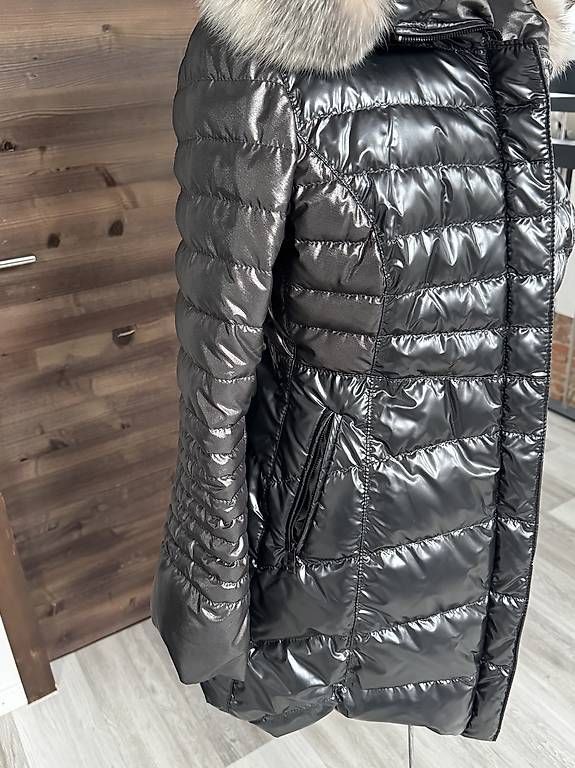 Giacche: Veste 3/4 avec capuchon – Usato da Ste-Croix venduto da Sweety10 1