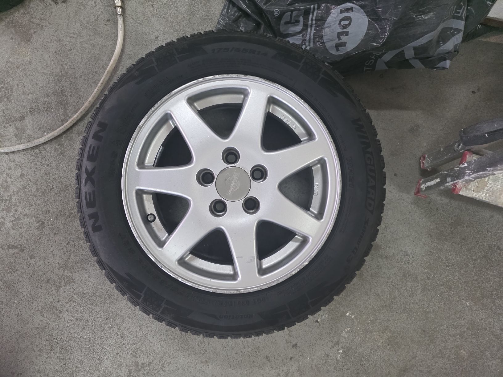 Gamaparts Pneumatici & Ruote complete: felgen 14 zoll 5x100 – Usato da Geuensee venduto da dav_tc6l
