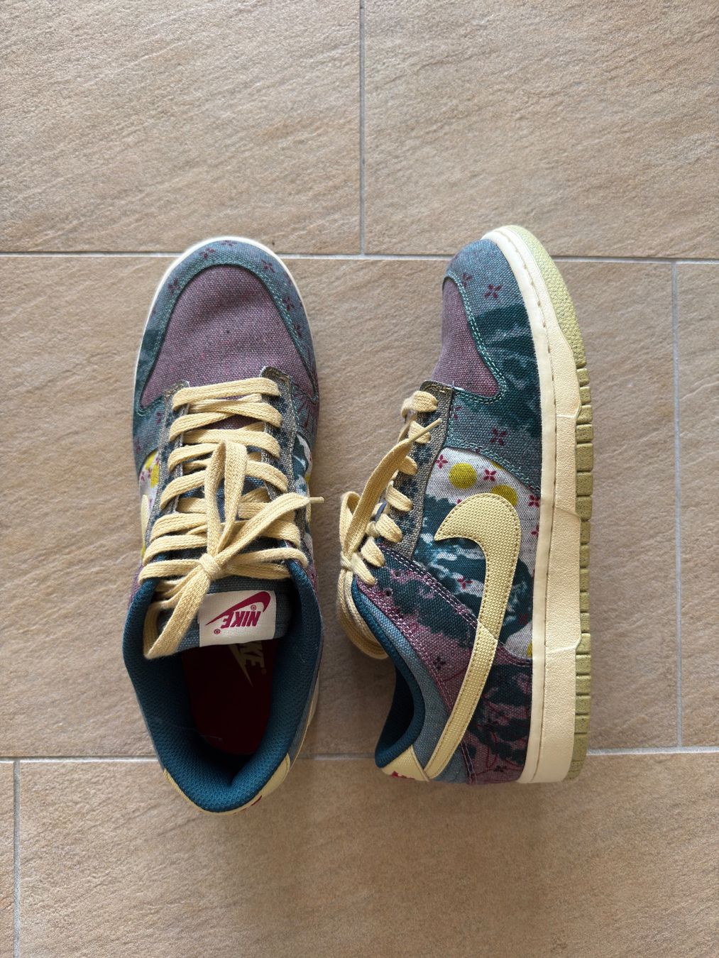 Nike Scarpe da uomo: Dunk Low Community Garden 9.5 US – Nuovo (secondo la descrizione) da Châtel-St-Denis venduto da Lou_Hock