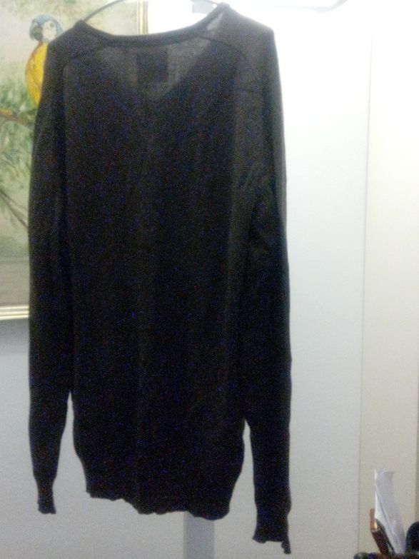 Maglioni & Felpe: Pullover mit V-Ausschnitt  Marke:  Angelo Litrico basics – Usato da Zürich venduto da Mitzi6 1