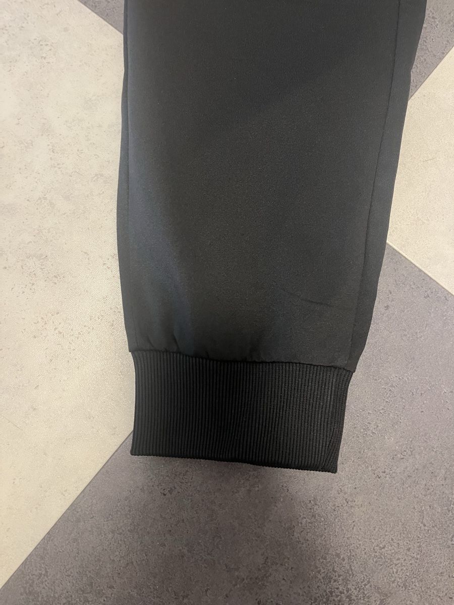 Pantaloni: Schwarzi Jogginghose Trainingshose – Nuovo (secondo la descrizione) da Luzern venduto da Boudin03 1