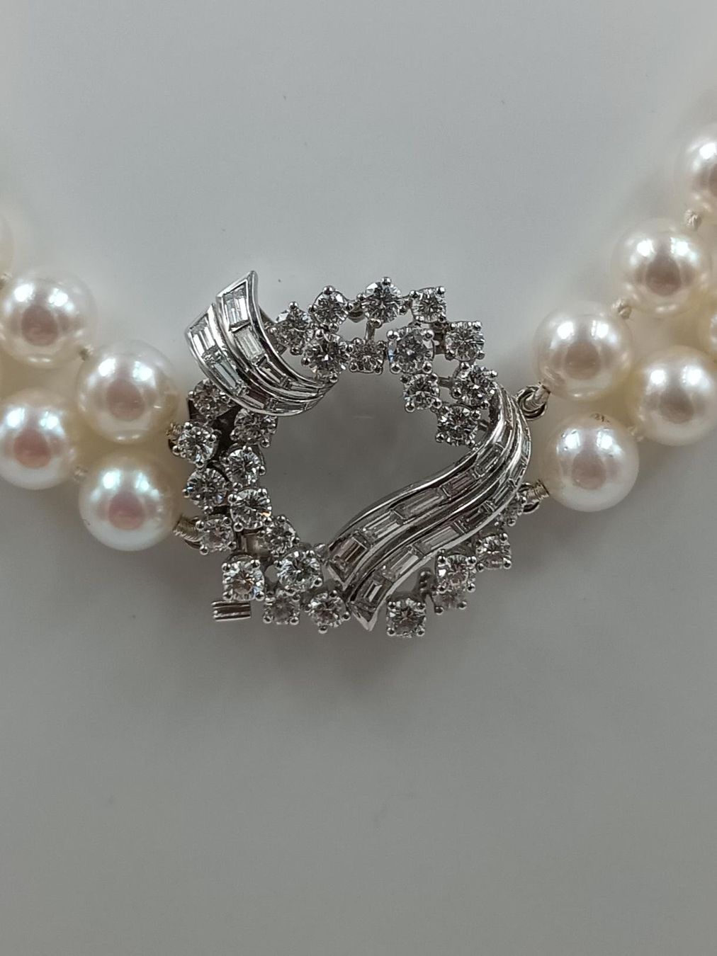 Catenine: AUSSERGEWÖHNLICHES PERLENCOLLIER MIT DIAMANTVERSCHLUSS – Usato da Luzern venduto da EdiGem 2