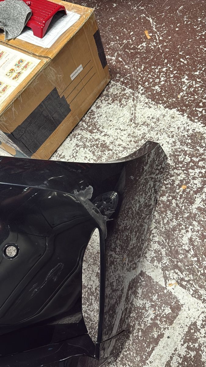 BMW Tutti pezzi di ricambio auto: BMW M3/ M4 Stossstange vorne – Usato da Wetzikon ZH venduto da HD2004 1