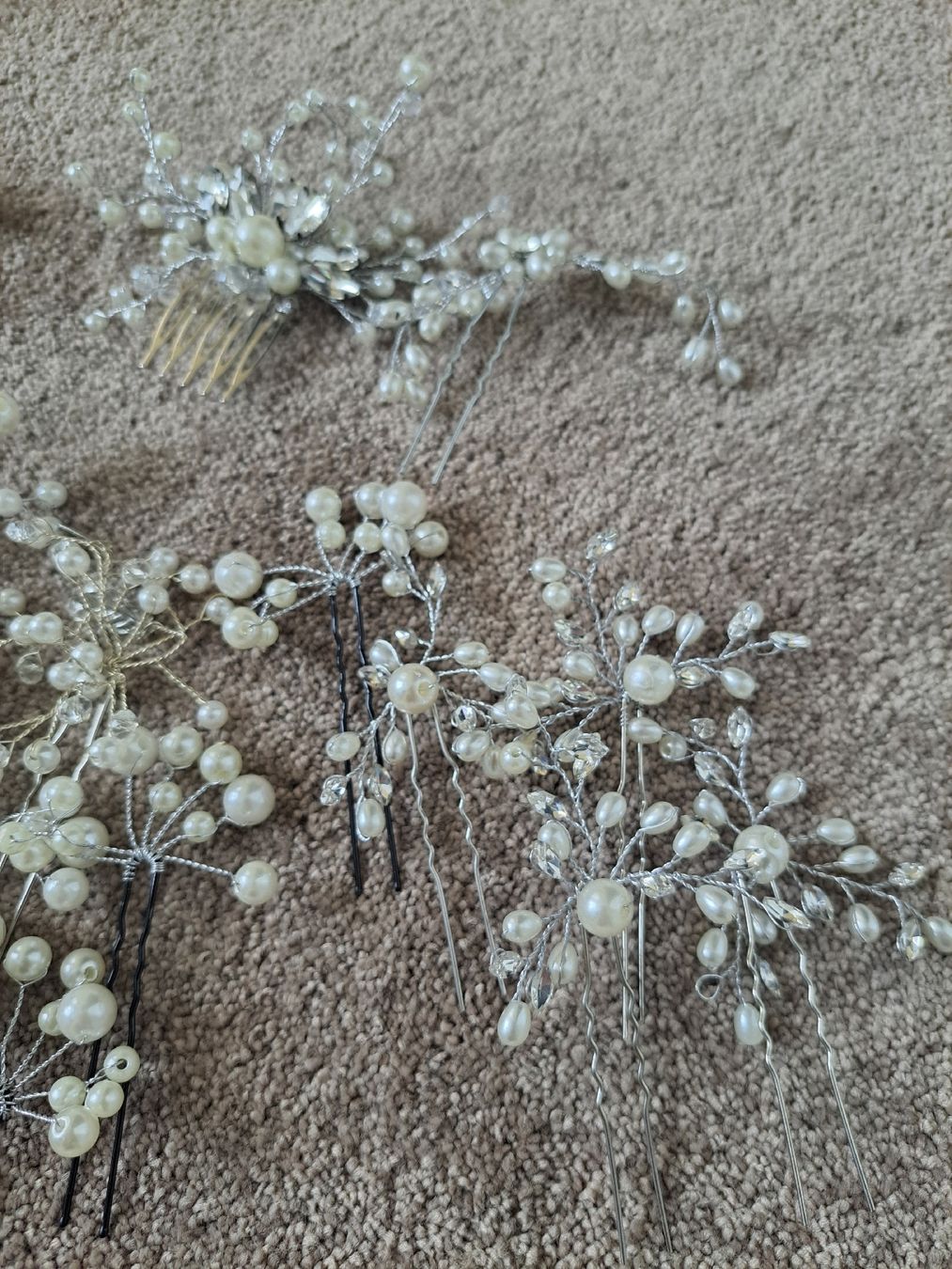Haarschmuck: Set complet bijoux de cheveux – Gebraucht aus Moutier von cel_9ffk 3