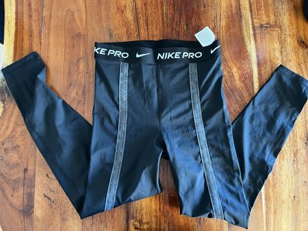Nike Pro Damen Sporthose Grösse S schwarz neu legging 