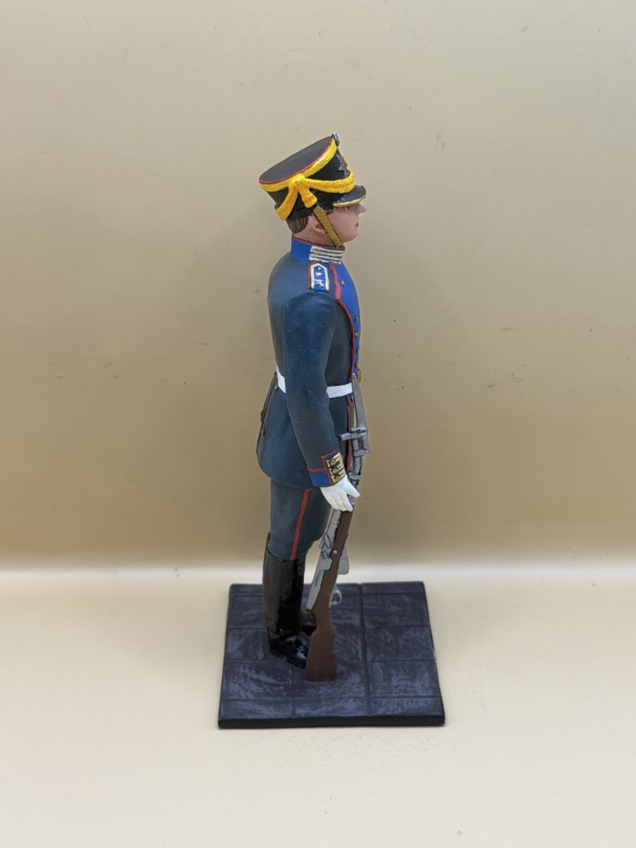Statuette: Official Russian Kremlin Guard Heavy Statue 16cm – Usato da Genève venduto da sho_67qj 4