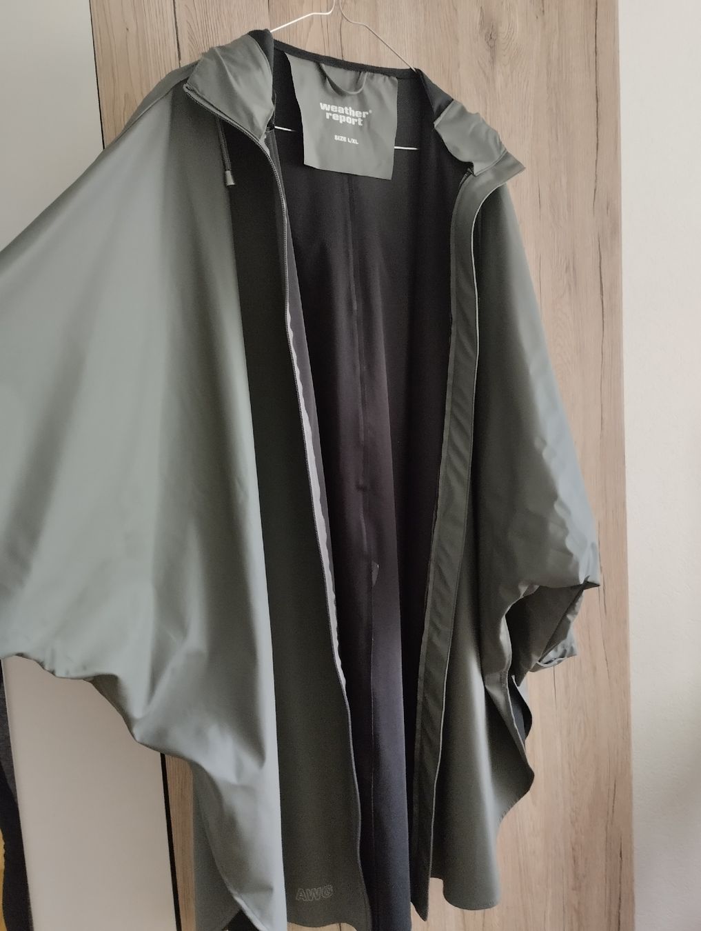 Giacche: Rain coat waterproof – Usato da Solothurn venduto da pao_769q
