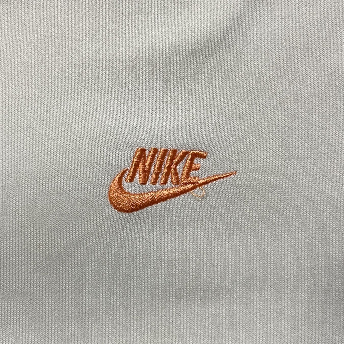 Nike Giacche: Vintage Nike Zipped Jacket (L) – Usato da Chamoson venduto da Sapoloshop 1