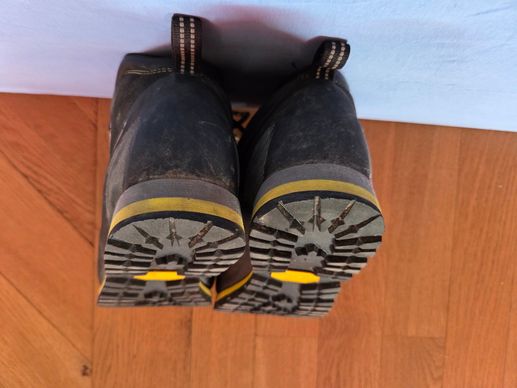 Scarpe da uomo: Wanderschuhe/Trekkingschuhe Saltic Selva GTX, Gr. 41.5 – Usato da Bern venduto da Cvbn 5