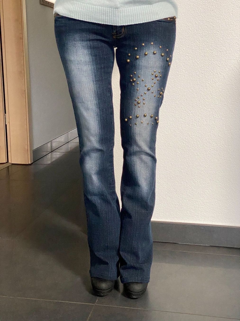 Jeans: Jean Loana  T38-40 – Nuovo (secondo la descrizione) da Porrentruy venduto da SYANKA