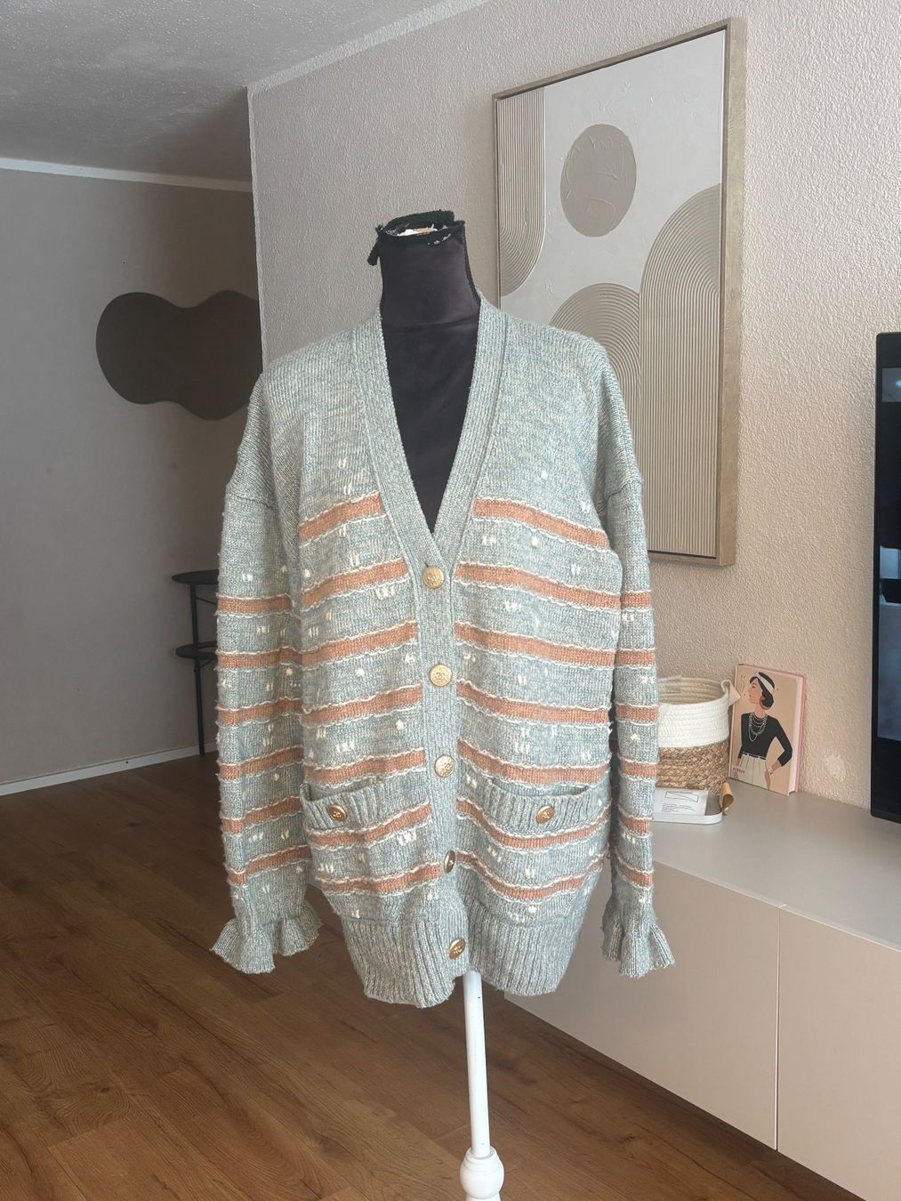 Chanel Giacche: Chanel  Strickjacke Cashmere – Usato da St. Margrethen SG venduto da dijanaO 3