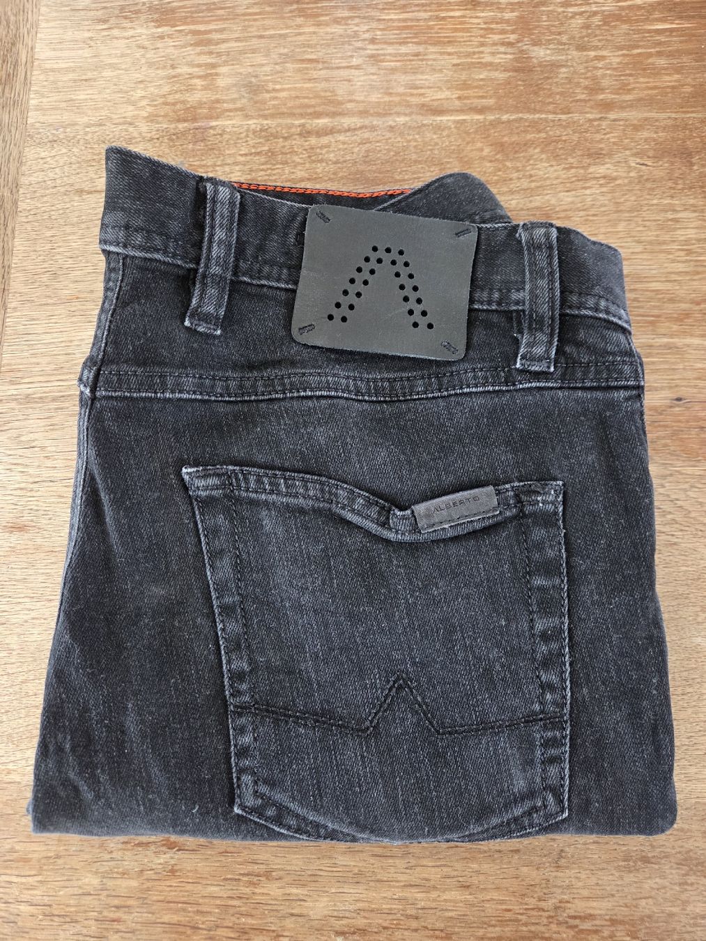 Jeans: Jeans von Alberto 32/30 – Nuovo (secondo la descrizione) da Fraubrunnen venduto da amaree313 2