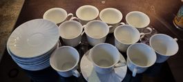 Tassen und Unterteller/Untertassen - Tasses et soucoupes