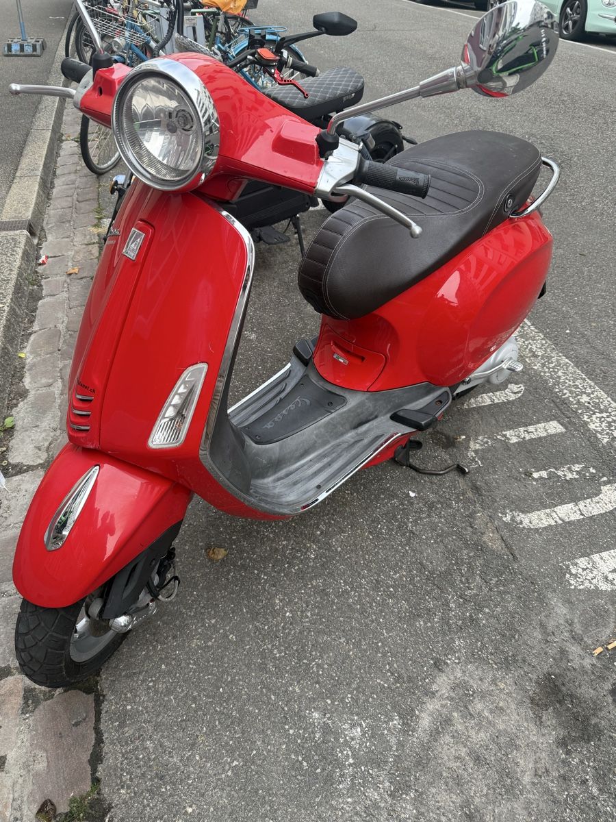 Vespa Scooters: Vespa primavera 50cc – D'occasion à Basel par fma_65qm 3