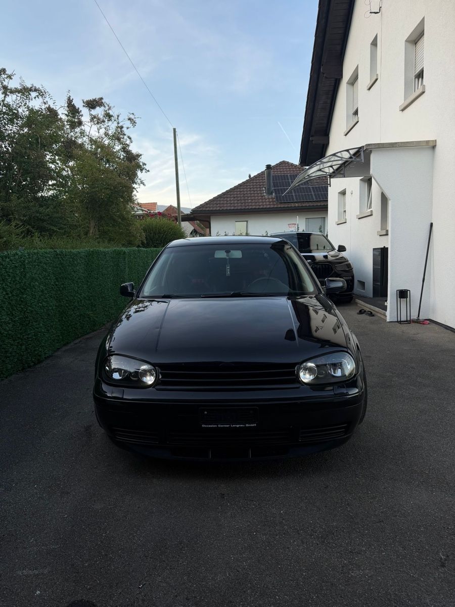 VW Automobili: Golf 4 1,9 TDI Frisch ab MFK – Usato da Safnern venduto da sma_b5q7 6